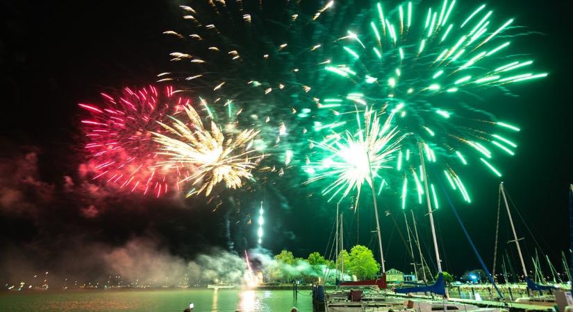 Ünnepi fények és Miss Balaton gála: ezek voltak a hét legnézettebb fotógalériái