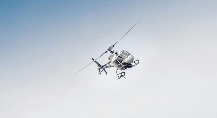 Most érkezett: lezuhant egy helikopter - Videó