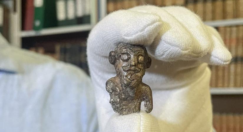 Egy múzeum raktárából került elő az első viking férfiképmás, több mint kétszáz éven át rejtőzött a polcokon