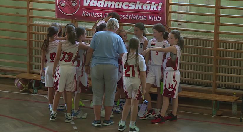 Patinás tornán készülnek a fiatal kanizsai kosarasok