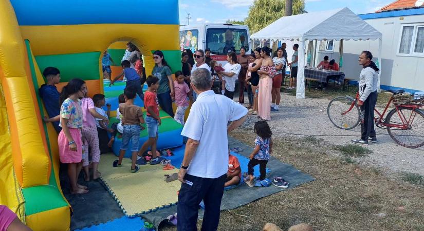 Erre is van példa: egyre jobbak az életkörülmények Nagyenyed romanegyedében