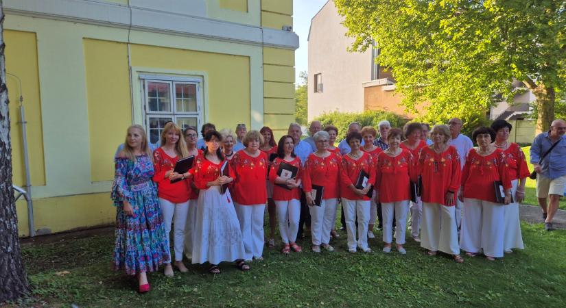 Új helyszínen és új lendülettel zajlott a 16. Dunaszerdahelyi Udvari Muzsika