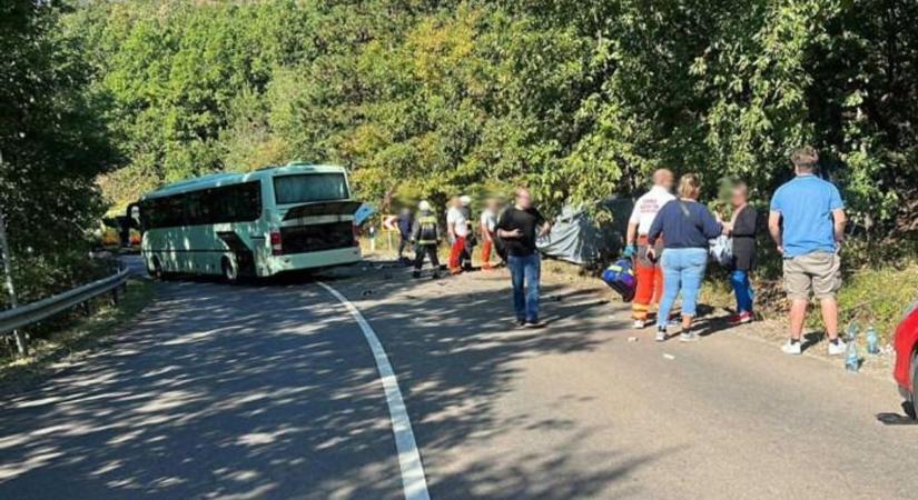 Kiderült, milyen BMW okozta a mátrai buszbalesetet