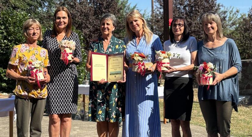 Példaértékű munkájukért kaptak kitüntetést a dunaegyházi díjazottak