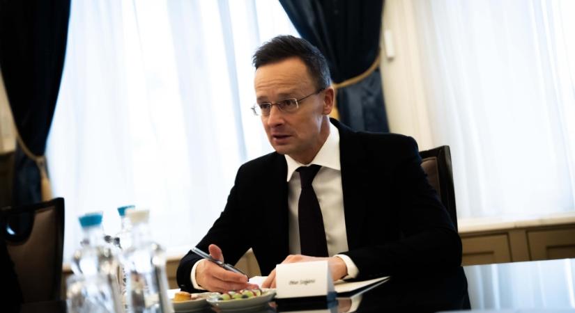 Szijjártó Péter fontos fejleményről számolt be a Barátság vezeték kapcsán
