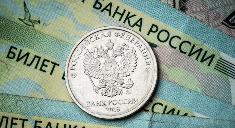 Imádják a bankbetétet az oroszok, az arany már a nyomába sem érhet
