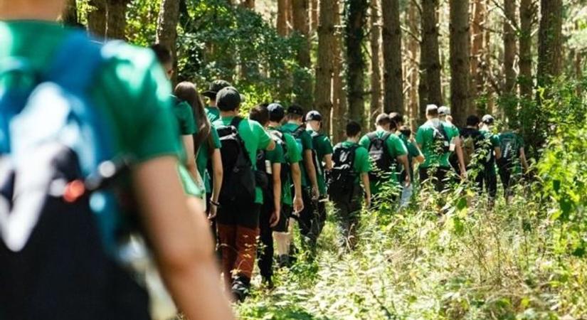 Bakancsos és zöld pólós kalandok a magyar erdőkben
