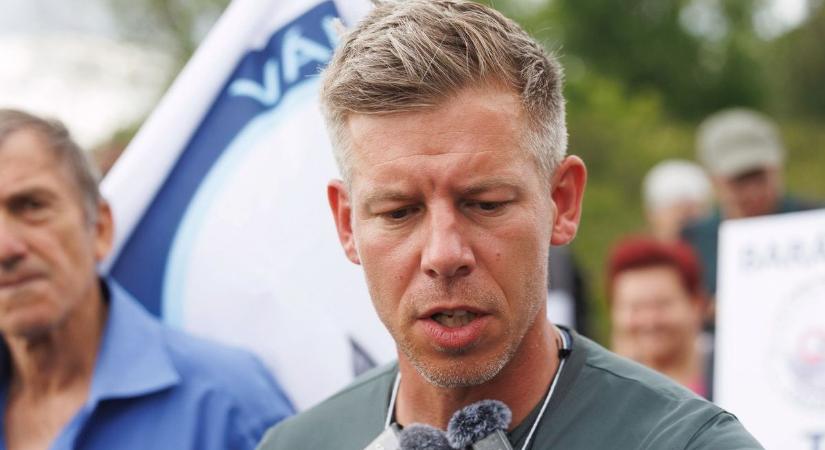 Az ellenzéki sajtó hallgat a Tisza-csomagról