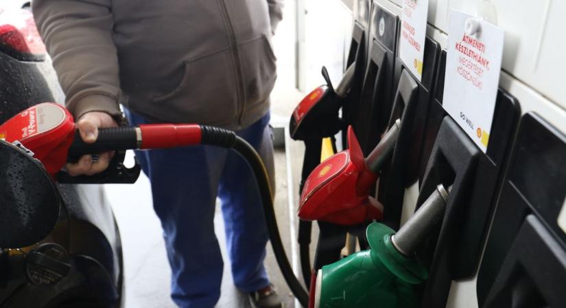 Milliókat bukhat az a sofőr, aki ezt teszi, ha benzin került a dízelbe