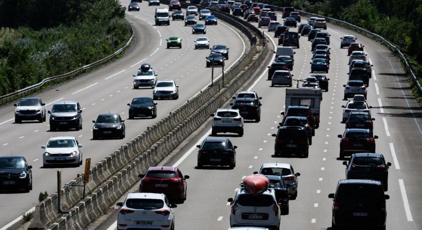 Jön a 150 km/órás sebességhatár Magyarország V4-szövetségesénél – nálunk is ez várható? Itt vannak a részletek!