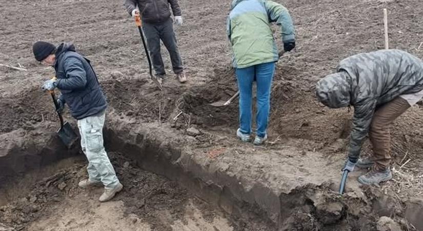 Műholdkép alapján titokzatos holttestekre bukkantak Fejér vármegyében