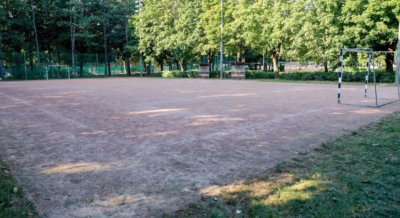 Kispályás foci Szombathelyen: rajtol a szezon - megszűnt a Di Napoli!