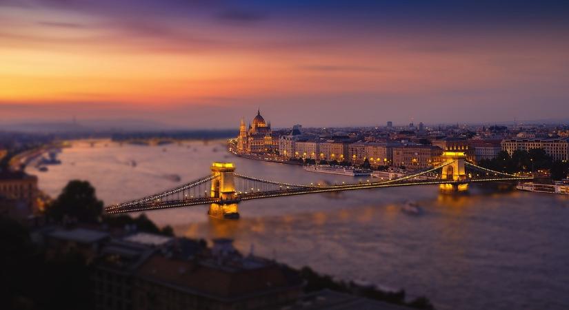 Budapest bűzben: kiderült, meddig kell még elviselni az orrfacsaró szagot