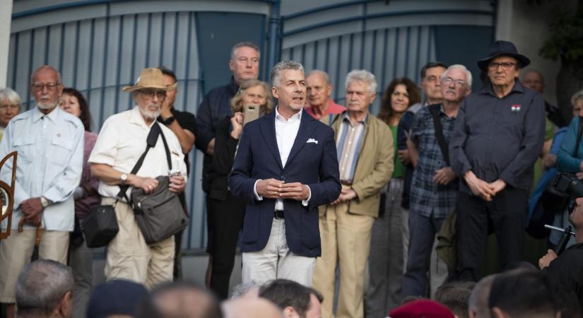 Rákay Philip angol elitklubba jár