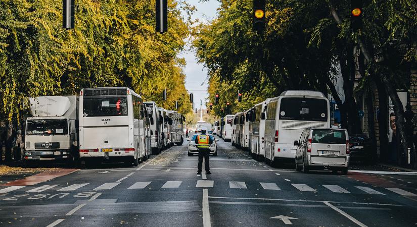 Lezárják Budapest egyik legforgalmasabb utcáját, busszal sem fog tudni arra közlekedni
