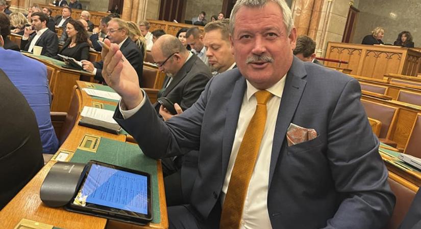 V.Németh Zsolt: Semmi jele annak, hogy a Fidesz helyettem mást indítana