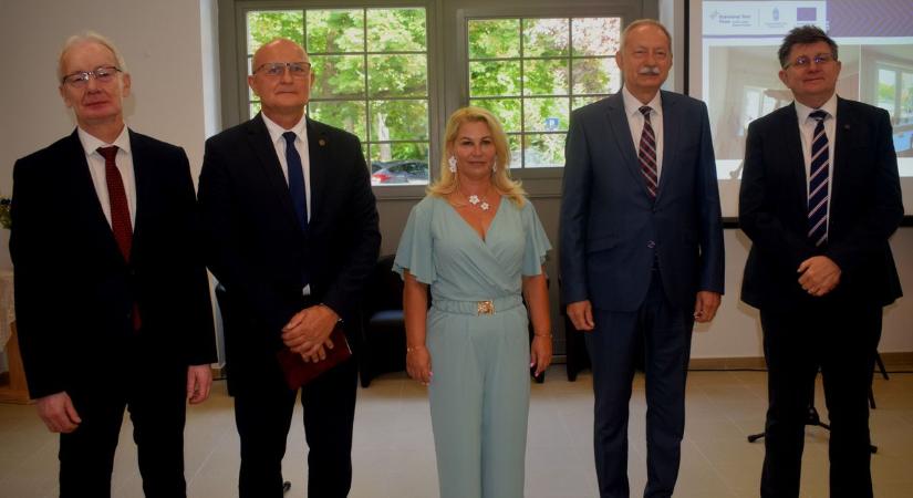 Megújult a nagyatádi Rinyamenti Szociális Szolgáltató Központ