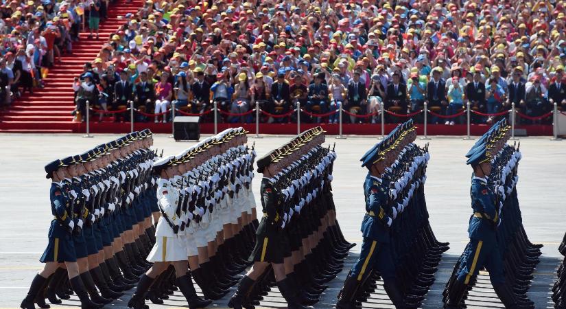 Kim Dzsongun és Vlagyimir Putyin is részt vesz a győzelem napi katonai díszszemlén Pekingben