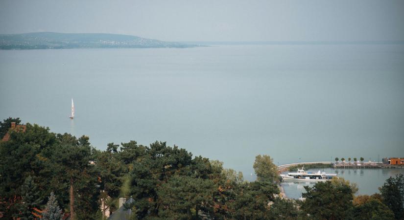 Új szabályok jönnek a Balatonnál, sokkal több parti sétány a cél