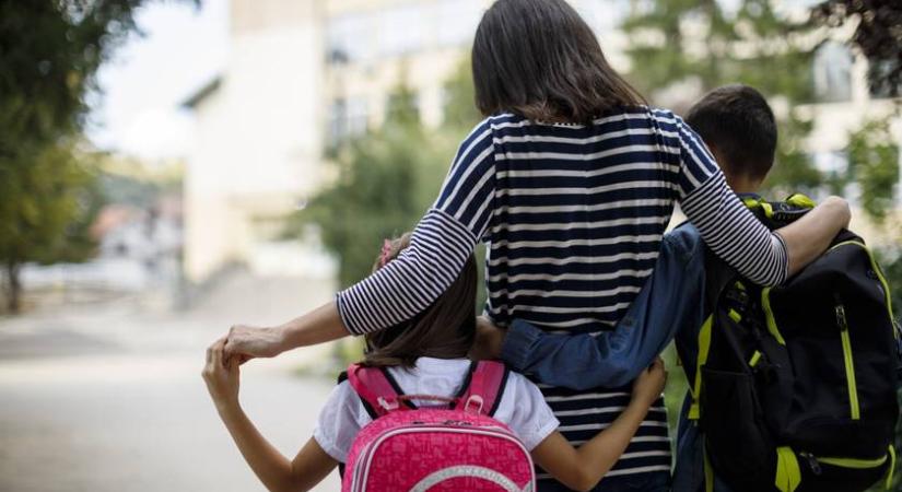 „Az iskolakezdés nem vizsga” – 4 tanács a pszichológustól a zökkenőmentes tanévkezdésért