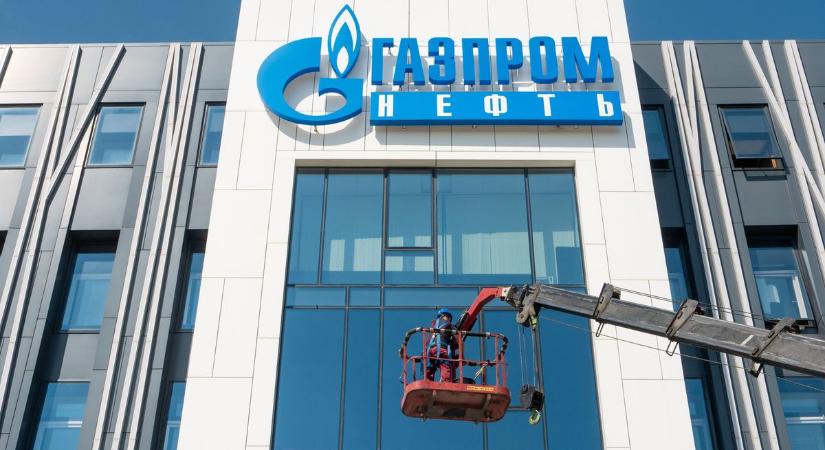 Gazprom Neft: bánkódhatnak Moszkvában, felére zuhant az orosz olajóriás nyeresége