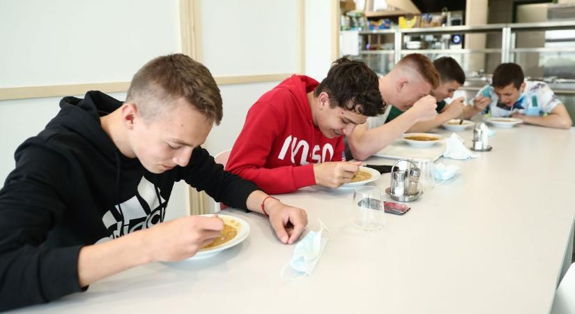Felújítják a csokonyavisontai iskola ebédlőjét