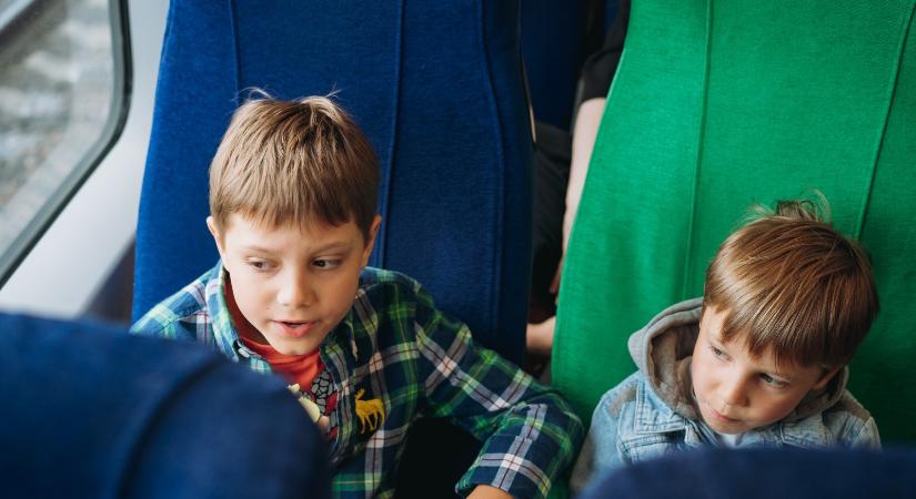 Ingyen bérletet vagy költségtérítést kapnak az ingázó háromszéki diákok