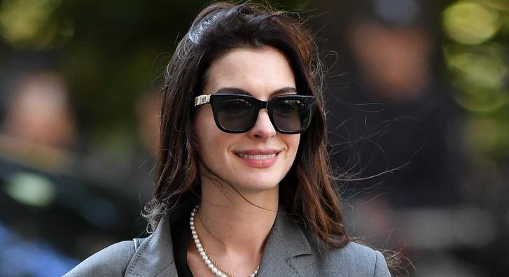 Nézni is fáj, mekkorát esett Anne Hathaway Az ördög Pradát visel 2. forgatásán