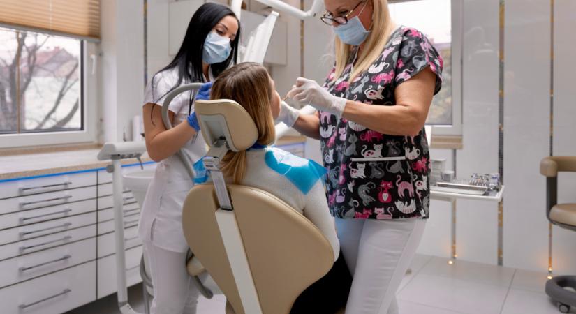 Amikor a mosoly új esélyt kap – győri Dent Art Klinik valós pácienseinek történetei