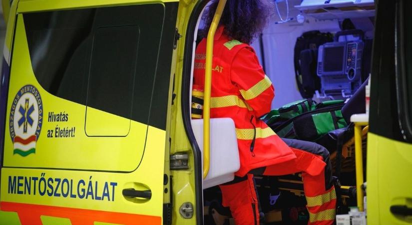Három autó rohant egymásba, gyerek is megsérült a fehérvári balesetben