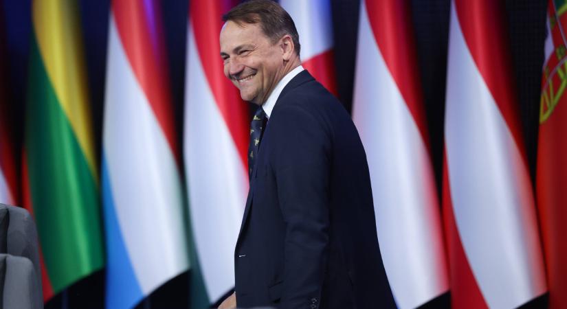 A lengyel külügyminiszter vendégül látná a Magyarországról kitiltott kárpátaljai parancsnokot