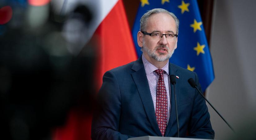 Brutálisan megverték a volt lengyel egészségügyi minisztert a Covid-politikája miatt