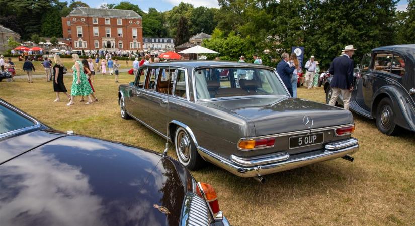 Még a brit elitklubok közül is kiemelkedik a Rákay Philip által is látogatott Royal Automobile Club