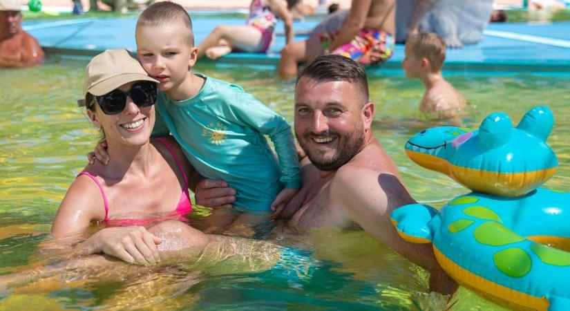 „Imádjuk, nincs ennél jobb strand!” – csak pozitív értékelést kapott ez a hajdú-bihari fürdő –fotókkal