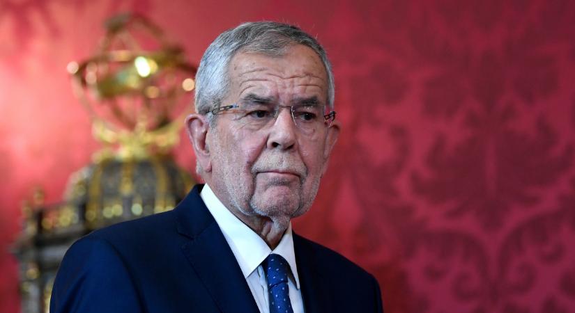 Élesen bírálta az osztrák államfőt az FPÖ főtitkára a Magyarországgal kapcsolatos kijelentéseiért