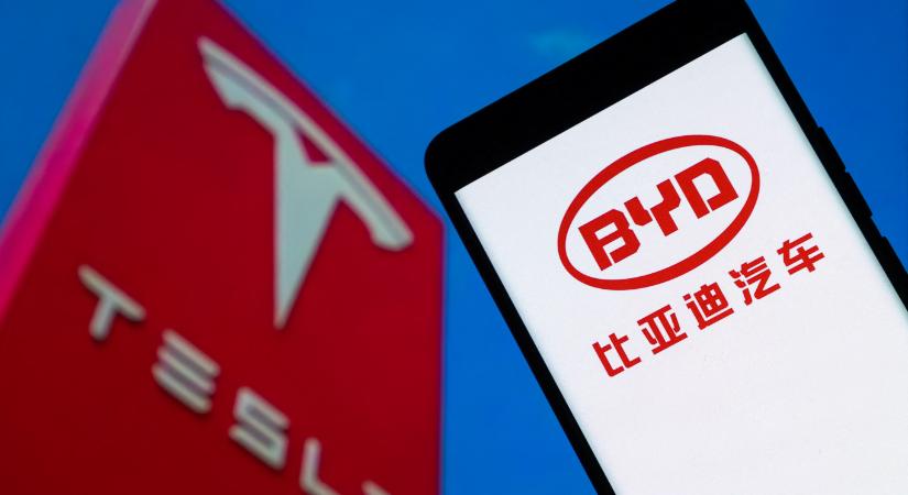 Negyven százalékot zuhantak a Tesla eladásai Európában, miközben a BYD eladásai megháromszorozódtak