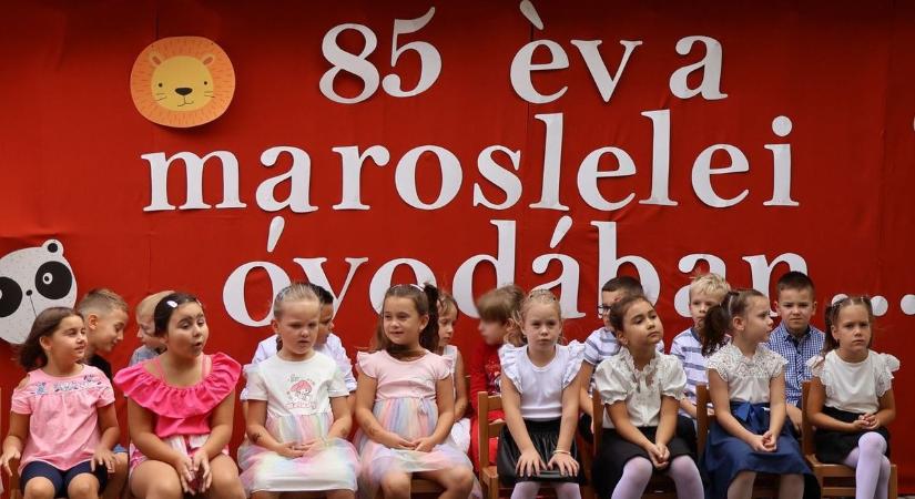 Meglepetésekkel ünnepelték Maroslelén az óvoda 85. születésnapját