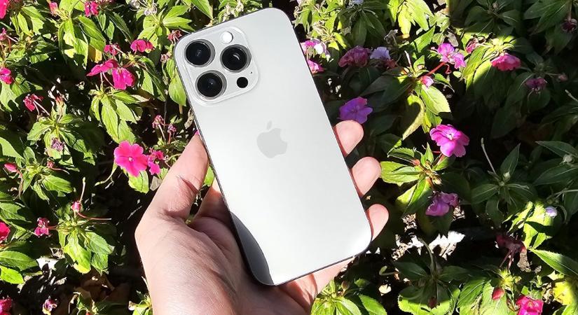 Atombomba kijelző kerülhet az Iphone telefonokba