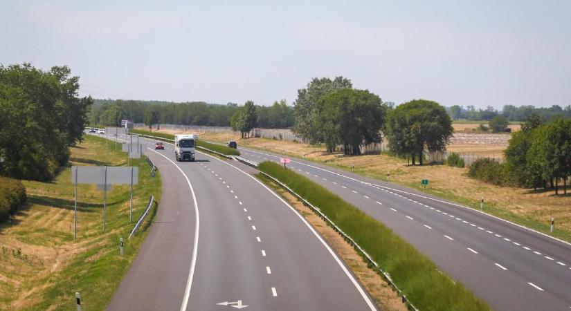 Bárkit felvehet a rejtélyes autó Borsod-Abaúj-Zemplén vármegyében is