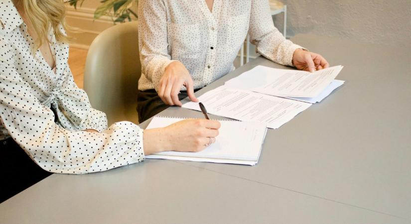 Durva csalássorozat, egymás után vitték az ingatlanokat