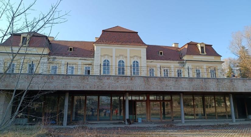 Elhagyott épületek Tolna vármegyében – ezekért fáj olvasóink szíve