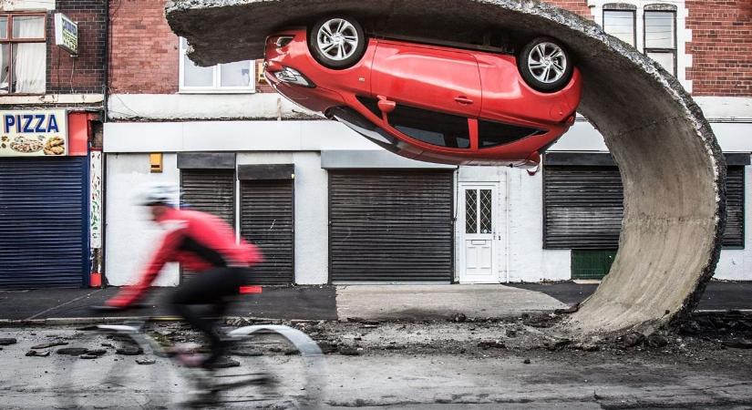 Nem AI, nem Photoshop, hanem egy brit szobrász valóságos-szürreális alkotásai