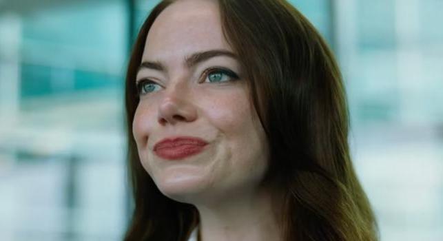 Az űrlény Emma Stone-tól dobtak egy hátast a kritikusok