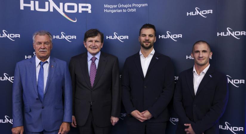 A Műegyetemen találkoztak a magyar űrhajósok