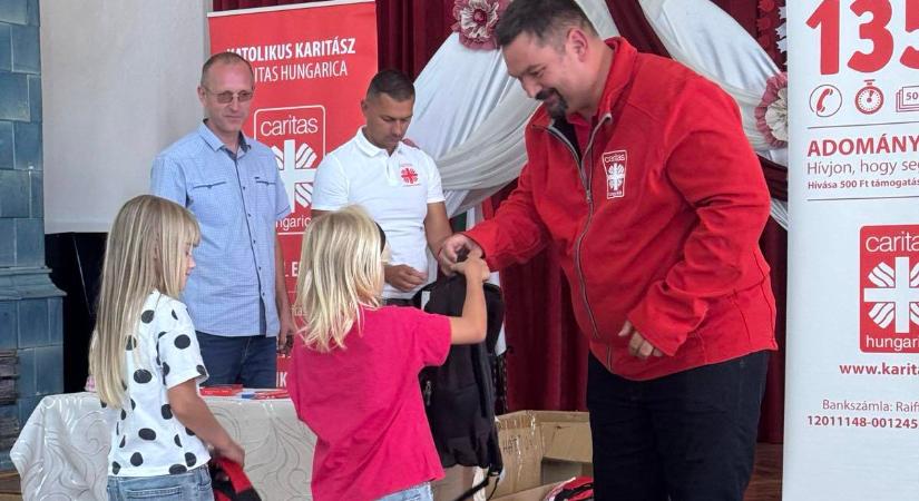 Háromszáz kárpátaljai gyerekhez juttat el tanszereket a Katolikus Karitász - Legyen öröm az iskolakezdés!