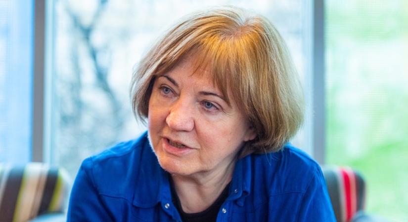 L. Ritók Nóra: Megélhetés lett a nevelőszülői munkából