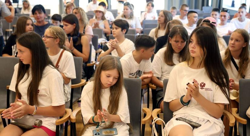 A Rákóczi Szövetség 260 ukrán gyermeket fogad táborában
