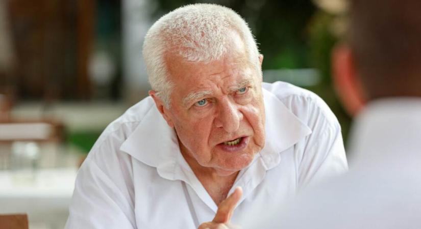 „Színesebbnek érzem annál az életet, hogy annak egészére azt mondjam, mindez az enyém” – Interjú Papp Jánossal