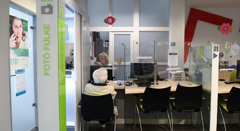 Kaotikus hét várhat a lakásvásárlókra: bezárnak a földhivatalok, miközben indul az Otthon Start