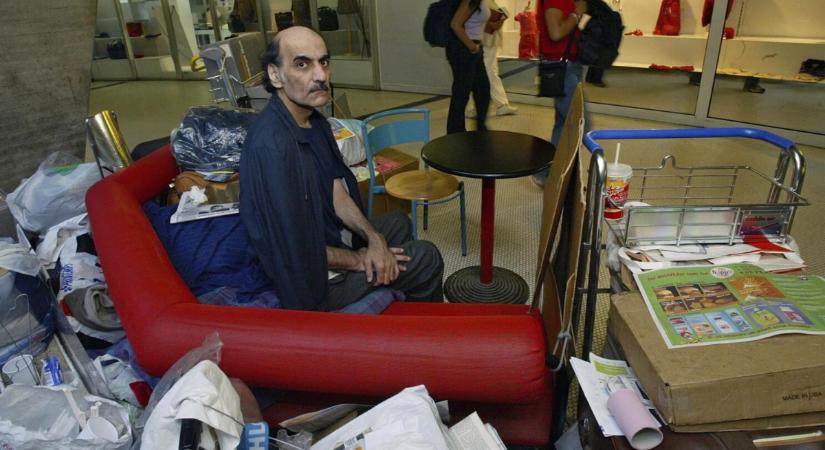 A férfi, aki 18 évig élt egy repülőtéren – Mehran Karimi Nasseri hihetetlen története